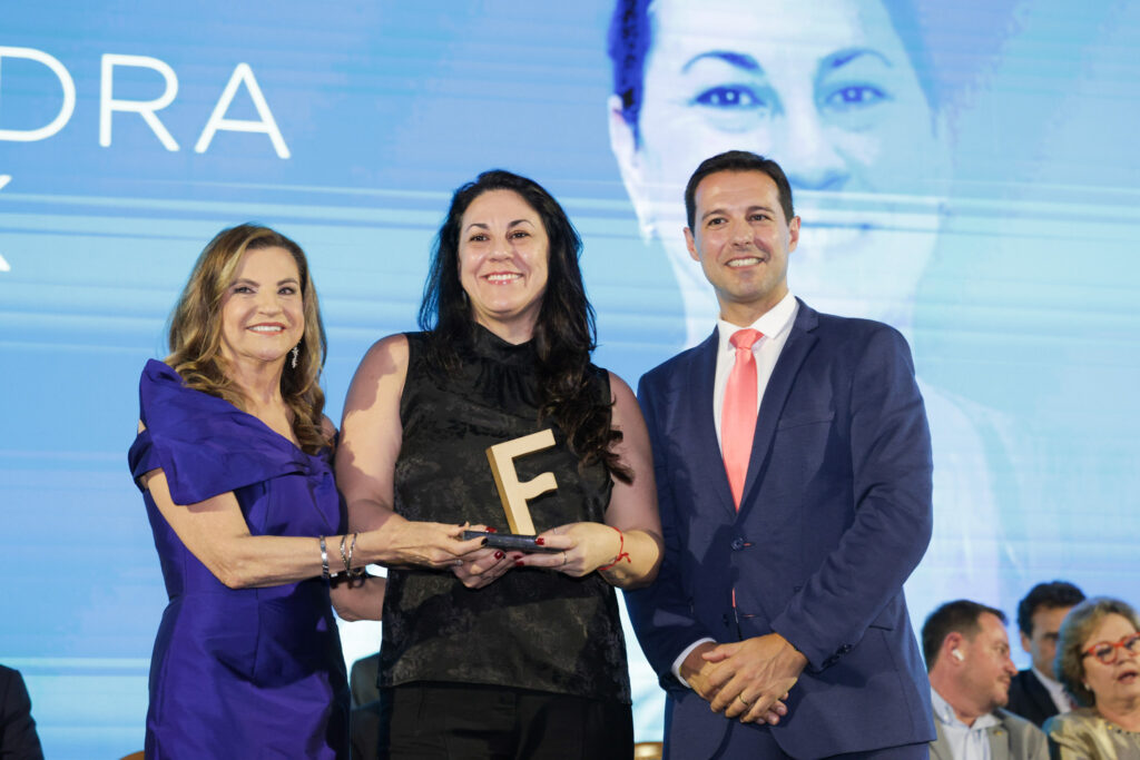 Lizandra Pajak, da Aviareps com Marta Rossi e Eduardo Zorzanello, do Festuris