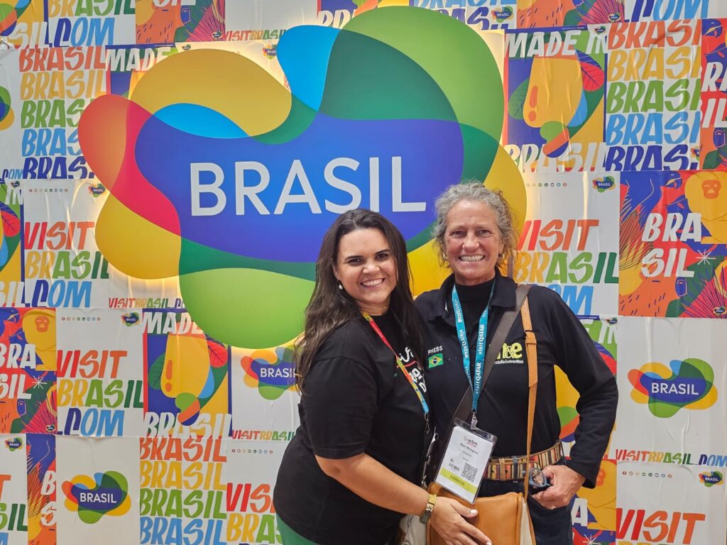 Lorayne Gomes, do Rio Grande do Norte, com Mari Masgrau, do M&E
