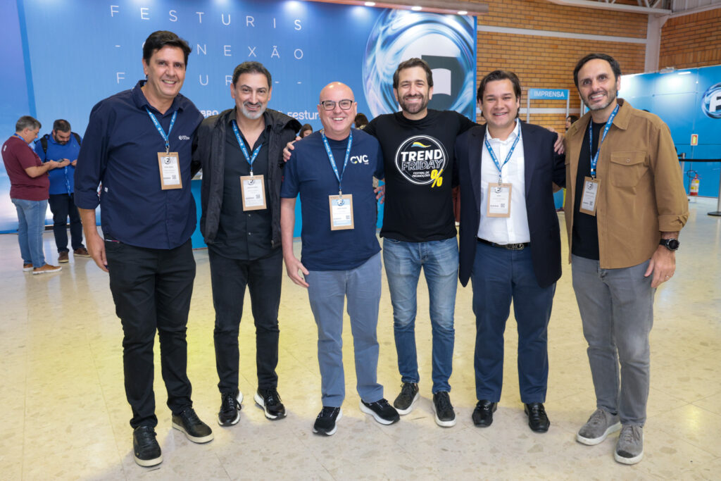 Mano Neves e Wisam Kamel, do Grupo Oceanic, Fábio Mader e Bruno Heleno, CVC Corp, Kiko Buerger, e José Eduardo Nahas, do Grupo Oceanic
