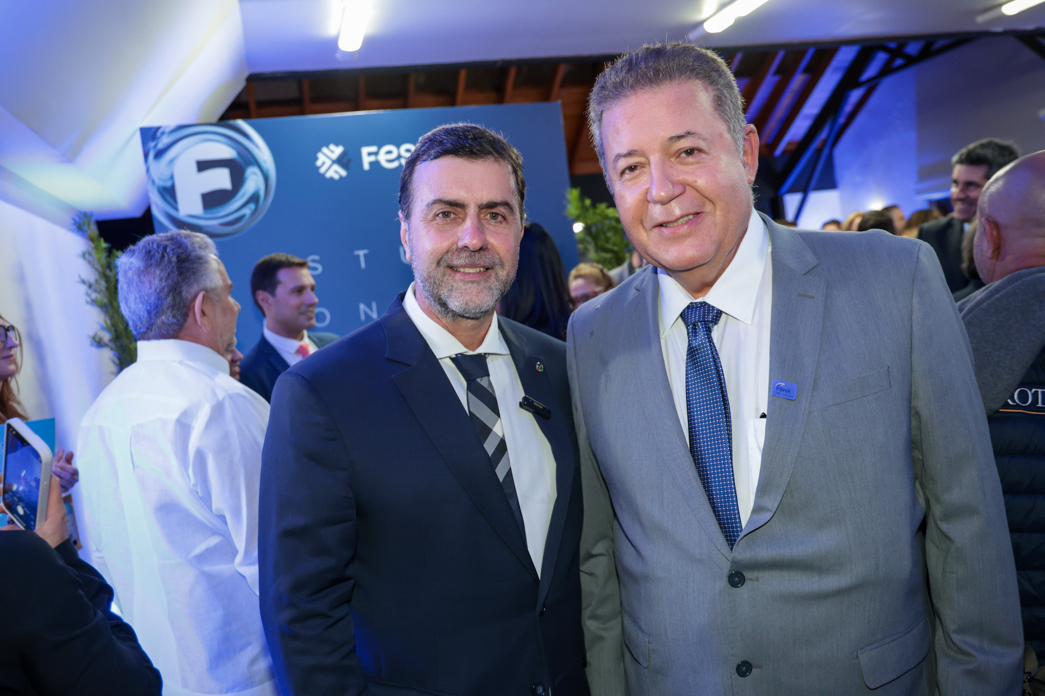 Marcelo Freixo, presidente da Embratur, e Alexandre Sampaio, da FBHA