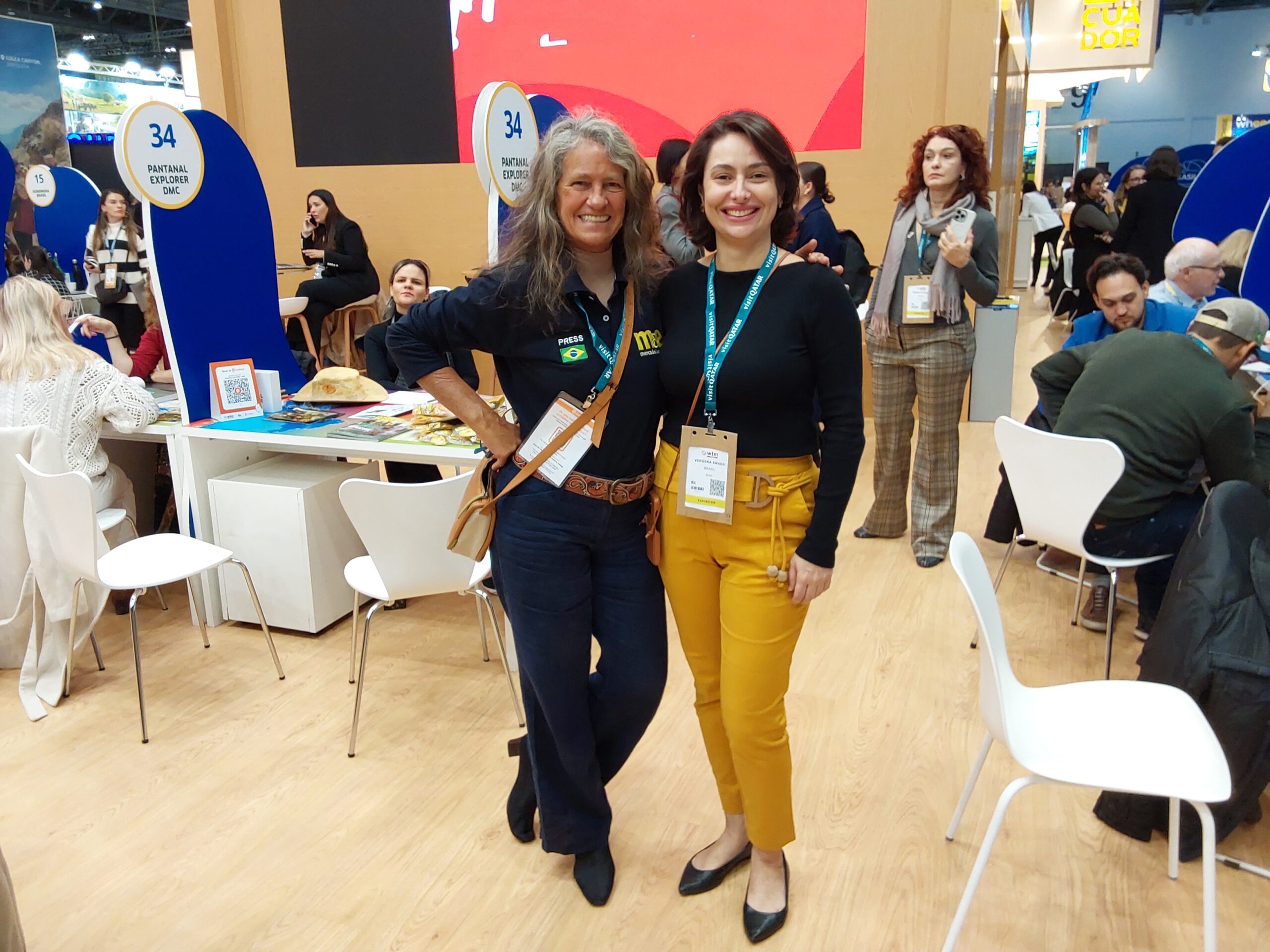 Mari Masgrau, do M&E, com Veruska Xavier, da Embratur Mari Masgrau, do M&E, com Veruska Xavier, da Embratur