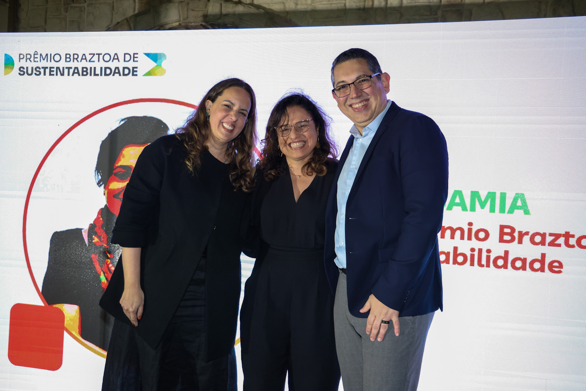 Marina Figueiredo, presidente Executiva Braztoa, Mônica Samia, nova integrante do time de jurados do prêmio Braztoa de Sustentabilidade, e Fabiano Camargo, presidente do Conselho da Braztoa Marina Figueiredo, presidente Executiva Braztoa, Mônica Samia, nova integrante do time de jurados do prêmio Braztoa de Sustentabilidade, e Fabiano Camargo, presidente do Conselho da Braztoa