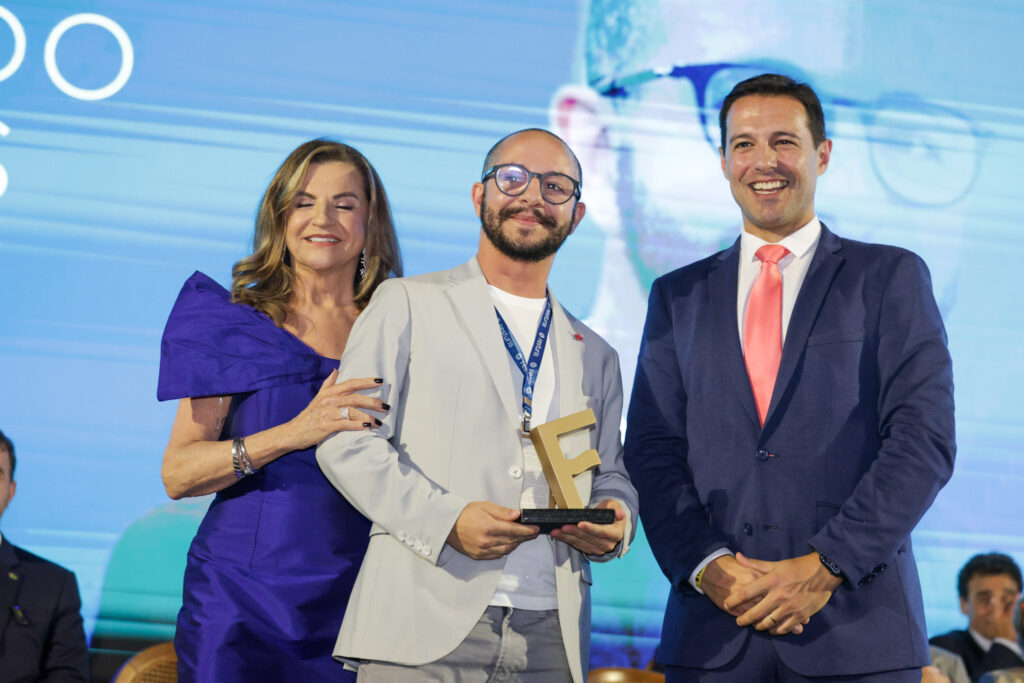 Naldo Góes com Marta Rossi e Eduardo Zorzanello, do Festuris