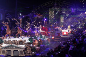Desfile de Natal (Cleiton Thiele/SerraPress)
