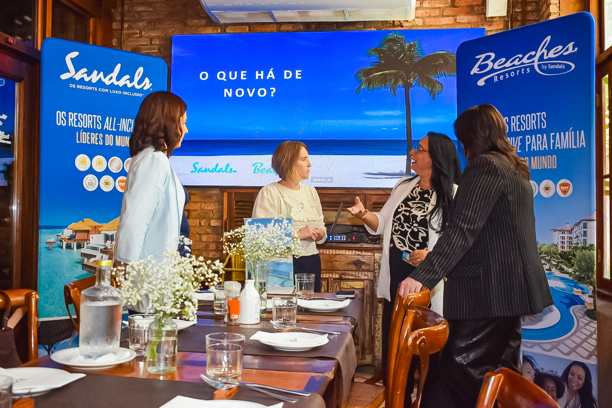 O encontro teve por objetivo celebrar a parceria entre o Sandals Resorts e operadoras nacionais O encontro teve por objetivo celebrar a parceria entre o Sandals Resorts e operadoras nacionais