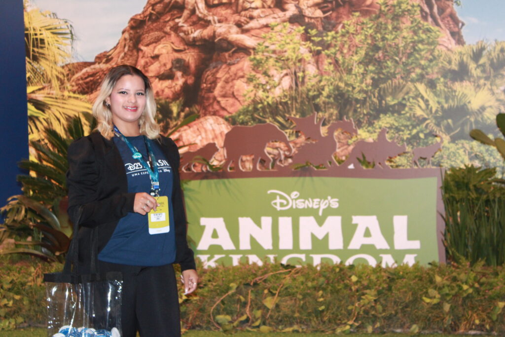 Rayane Santos, da ativação Animal Kingdom