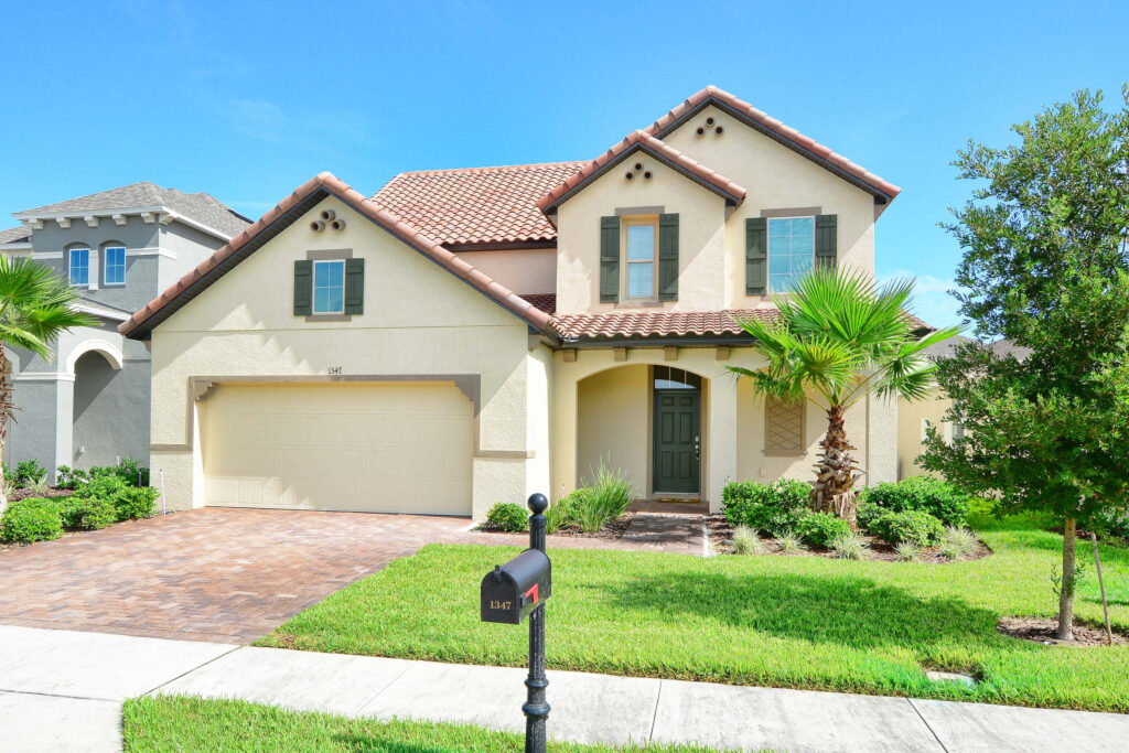 Temáticas, luxuosas ou tradicionais: tudo que você precisa saber sobre a hospedagem em casas na Flórida 8 Release Casas de aluguel Foto cortesia Visit Central Florida Temáticas, luxuosas ou tradicionais: tudo que você precisa saber sobre a hospedagem em casas na Flórida