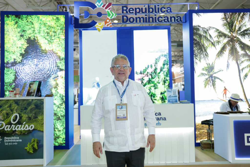 Roberto Henriquez, da República Dominicana