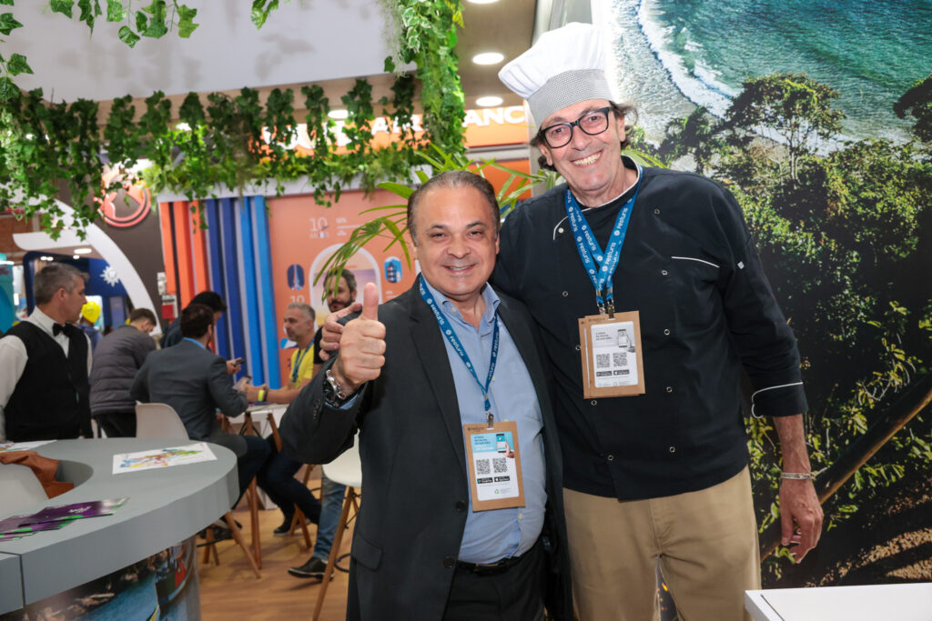 Roberto de Lucena, secretário de Turismo do estado de São Paulo, e Alexandre Tuma Ness, da Mortadela do Michelão