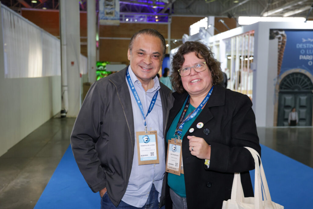 Roberto de Lucena, secretário de Turismo do estado de São Paulo, e Jane Rodrigues, da Opium Viagens