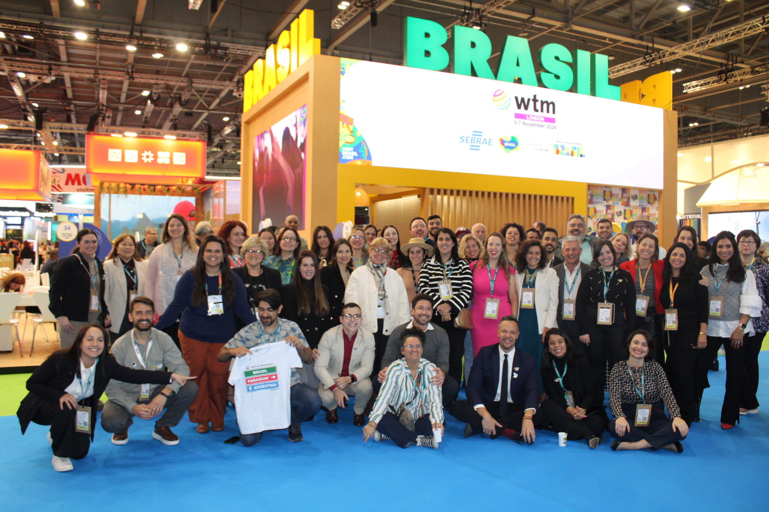 Todo o staff da Embratur e coexpositores da WTM de Londres Todo o staff da Embratur e coexpositores da WTM de Londres