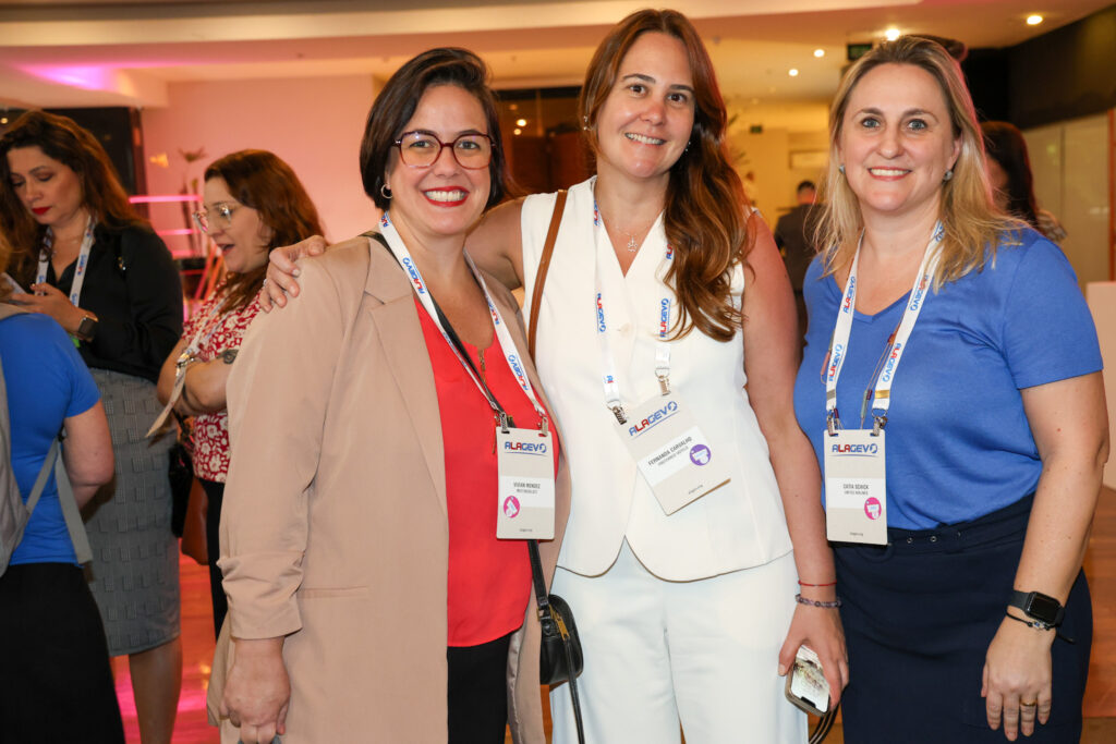 Vívian Mendez, da Meeting Select, Fernanda Carvalho, da Preferred Hotels, e Cátia Schick, da United Airlines
