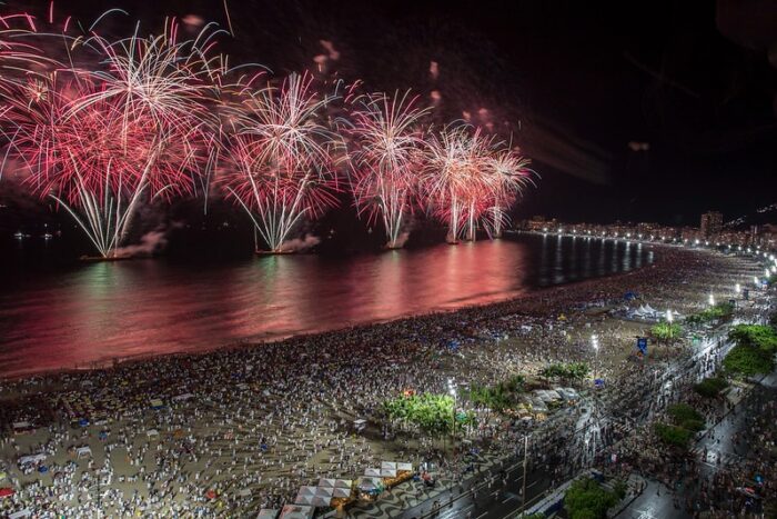 Réveillon 2025: Rio de Janeiro anuncia mais novidades para festa em Copacabana 1 WhatsApp Image 2022 08 12 at 10.16.05 e1732291274390 Réveillon 2025: Rio de Janeiro anuncia mais novidades para festa em Copacabana