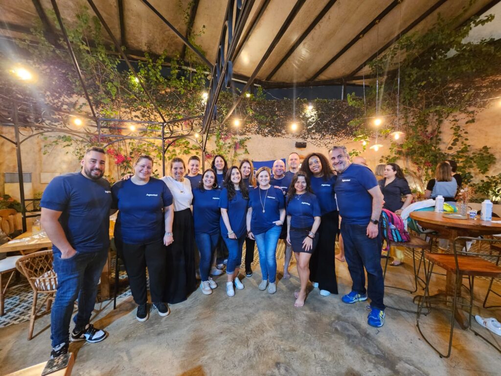 WhatsApp Image 2024 11 01 at 22.32.57 2 'Get together' com fornecedores: Agaxtur celebra 71 anos nesta sexta-feira (1º); veja fotos