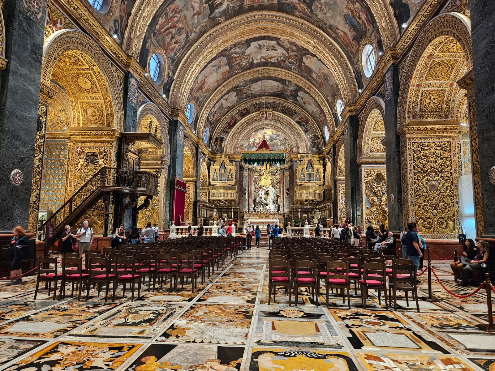 A Co-catedral de São João é uma joia barroca que reflete o legado dos Cavaleiros de São João em Valeta A Co-catedral de São João é uma joia barroca que reflete o legado dos Cavaleiros de São João em Valeta