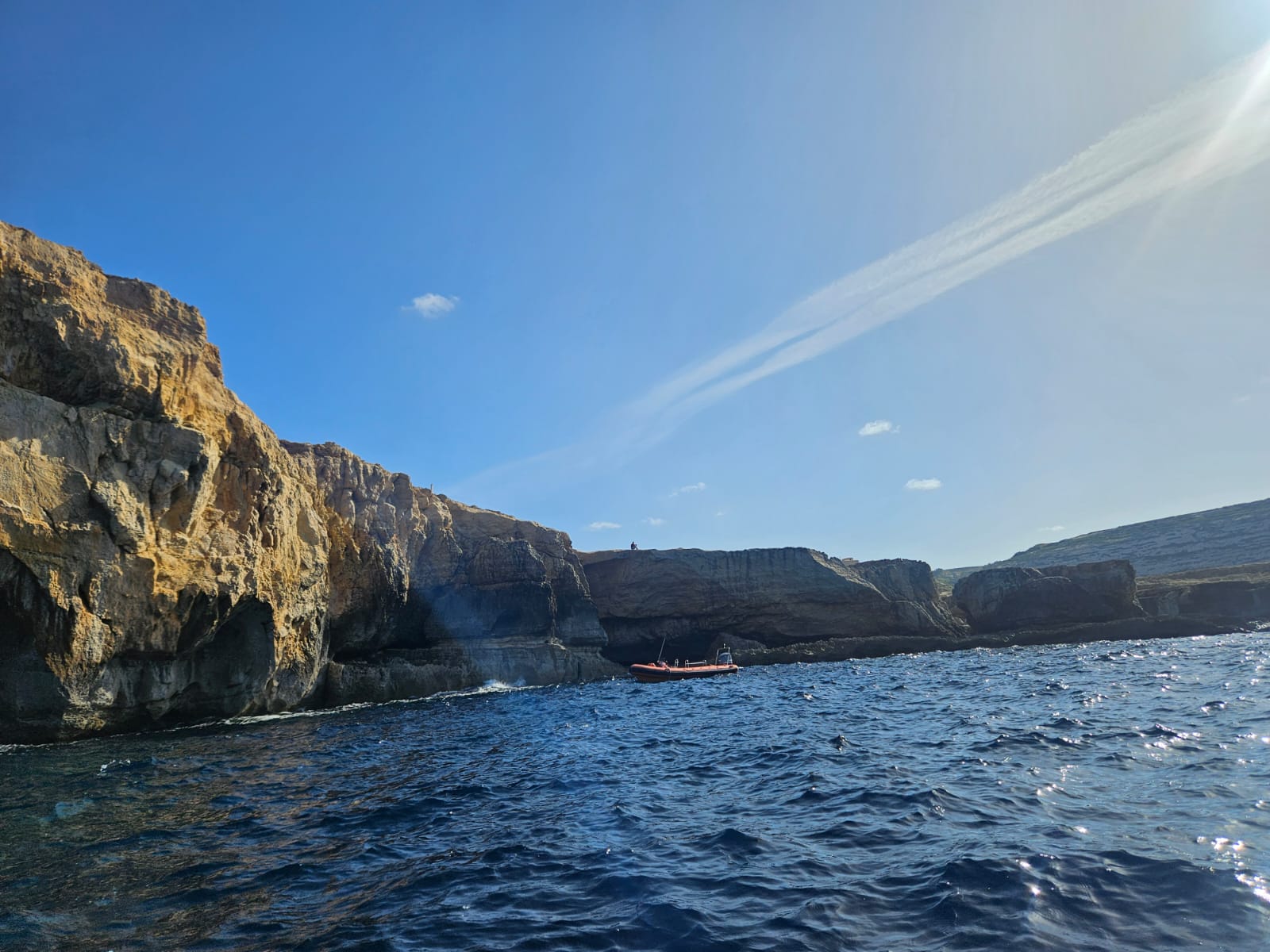Era nesta região que havia arco natural conhecido como Azure Window Era nesta região que havia arco natural conhecido como Azure Window