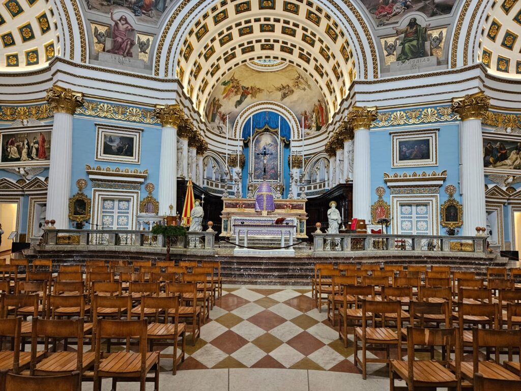 Rotunda de Mosta, igreja paroquial católica romana e basílica dedicada à Assunção de Maria