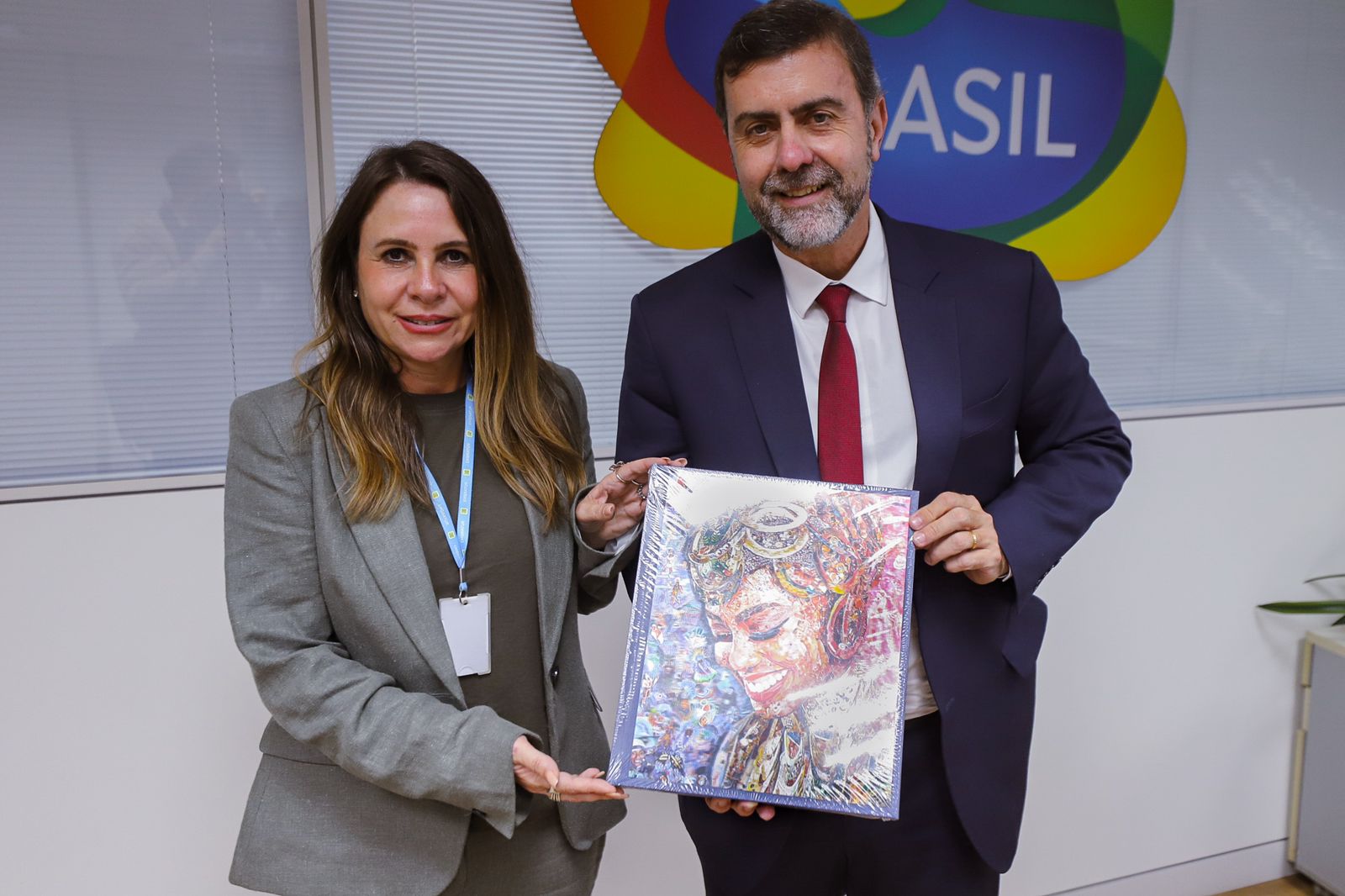 Em 2025, Embratur e Prefeitura do Rio vão levar exposição sobre o Carnaval carioca para a Europa 1 reuniao marcelo freixo embratur dani maia secretaria de turismo do rio embratur 051124 foto renato vaz embratur 4 Em 2025, Embratur e Prefeitura do Rio vão levar exposição sobre o Carnaval carioca para a Europa