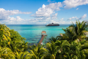 A Exclusive Sale permite que os hóspedes se beneficiem de descontos em viagens com embarques a partir de 29 de novembro de 2024, pelo Caribe e Mediterrâneo, a bordo dos navios EXPLORA I e II (Divulgação/Explora Journeys)