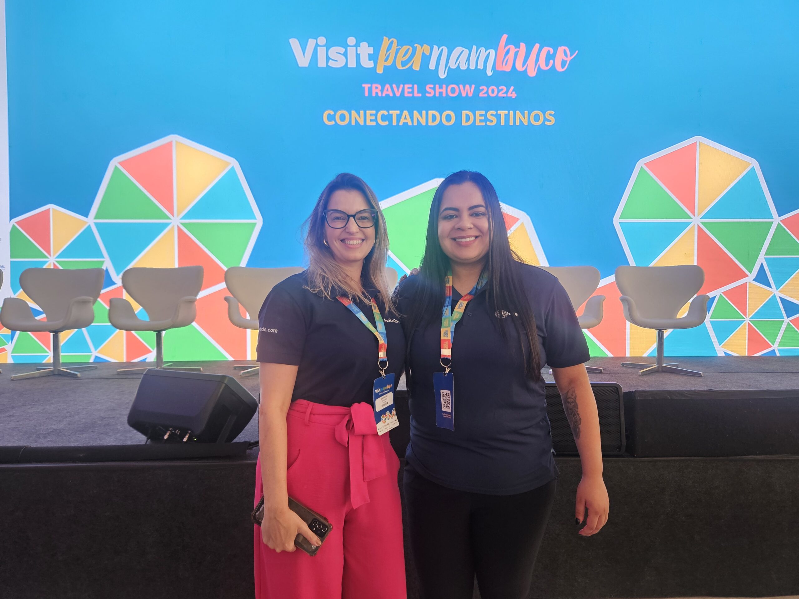 Márcia Galvão e Louise Melo, da Hotelbeds Márcia Galvão e Louise Melo, da Hotelbeds