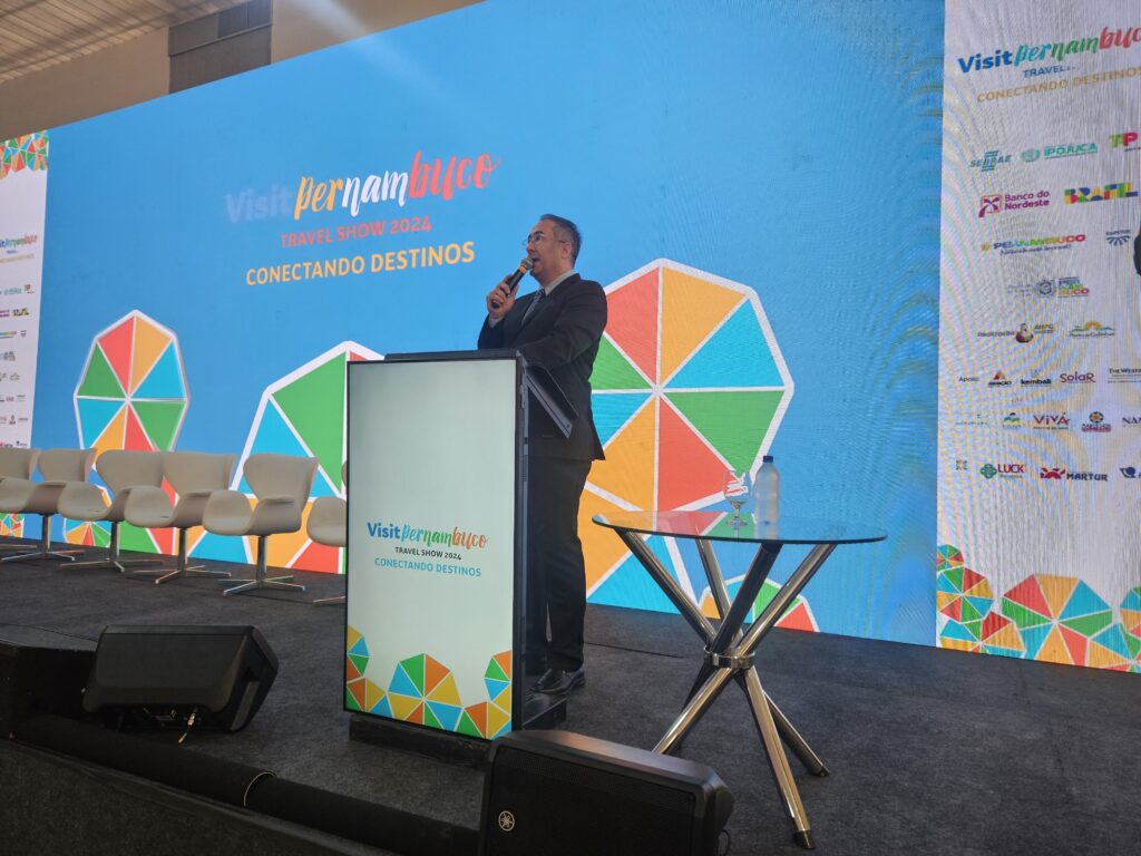 Rodrigo Barreto, mestre de cerimônia do evento