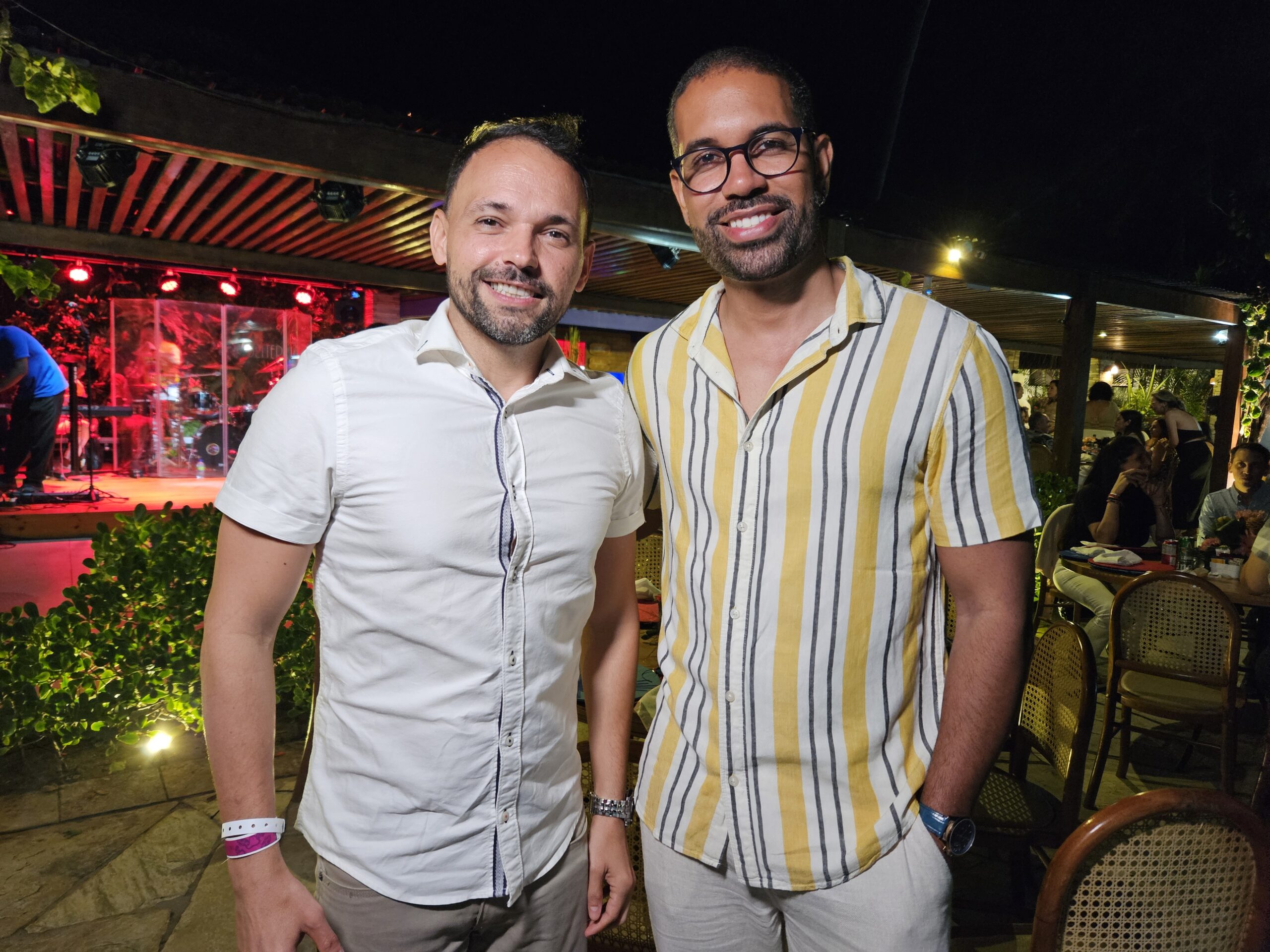 André Reis, da secretaria de Turismo de Ipojuca, e Daian Silva, da Infinitas Travel André Reis, da secretaria de Turismo de Ipojuca, e Daian Silva, da Infinitas Travel