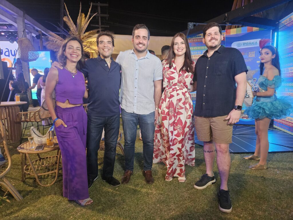 Mona Lisa Dourado e Marcelo Bento, da Aena, Eduardo Loyo e esposa, Cecilia Barbosa, e Diogo e Beltrão, da Empretur