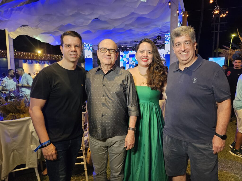Eduardo Tiburtius, Presidente da Associação dos Hotéis, Ulisses Ávila, diretor executivo da Associação de Hotéis de Porto de Galinhas (AHPG), Brenda Silveira, diretora executiva do Porto de Galinhas Convention e Otaviano Maroja presidente do Porto de Galinhas CVB