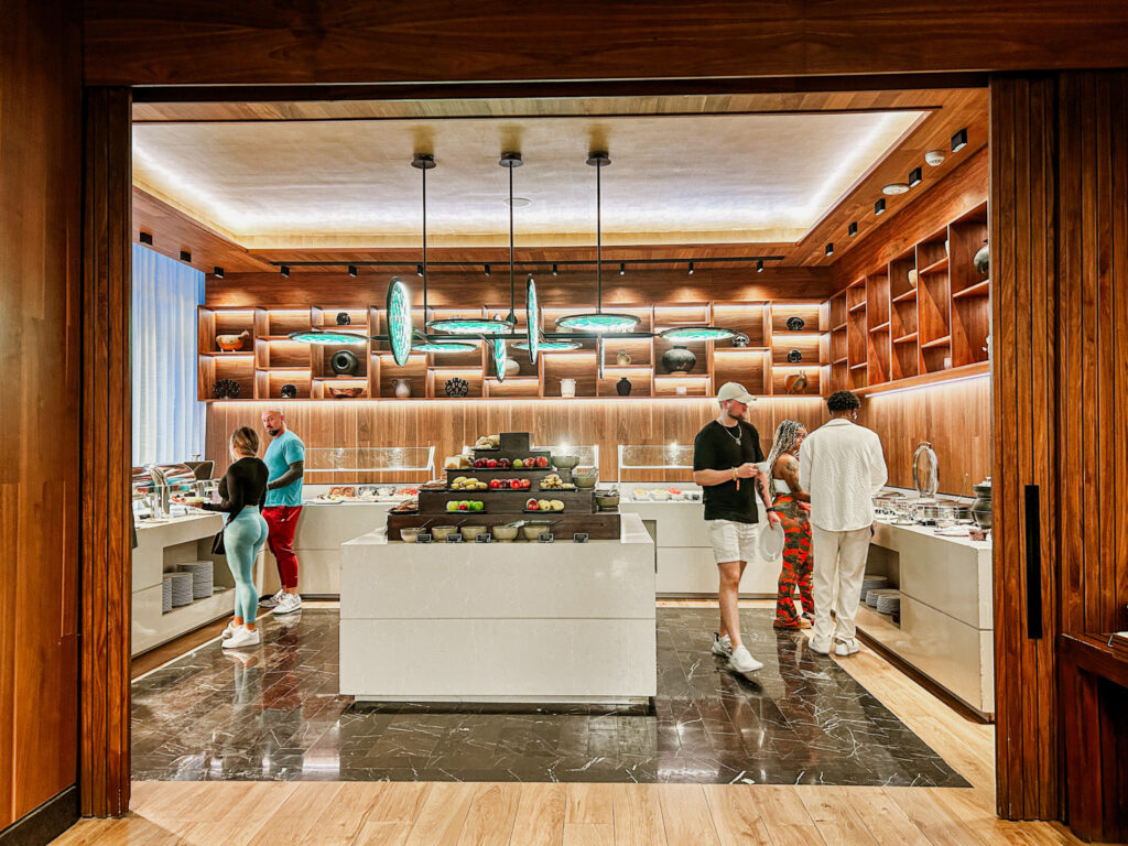 Area de buffet do restaurante Maxcal