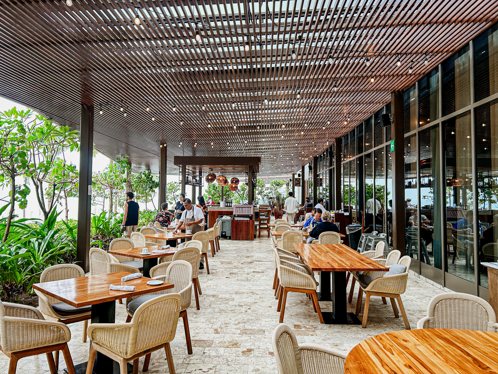 Area externa do restaurante Maxal no Hilton Cancún All Inclusive Area externa do restaurante Maxal no Hilton Cancún All Inclusive