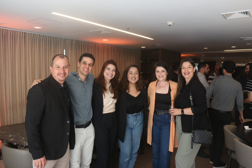 Daniel Jacob, da Bourbon, Altieri Menezes, do Intercity, Kelly Lima, do Blue Tree, Vivi lima, do Nacional Inn, Thais Vasconcelso, do Atlantica Hotels e Fernanda Reina, da Mobility