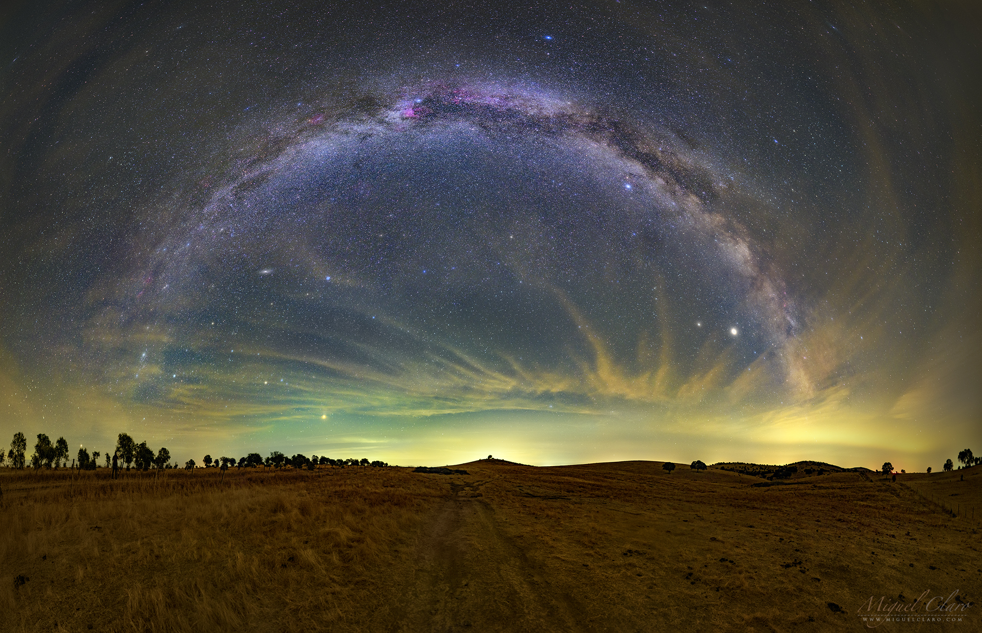 Dark Sky Alqueva, em Portugal, é premiado no World Travel Awards 2024 1 O reconhecimento reforça o compromisso da atração com práticas sustentáveis, valorização do território e promoção do turismo de qualidade (Divulgação/Visit Alentejo Portugal/Miguel Claro)
