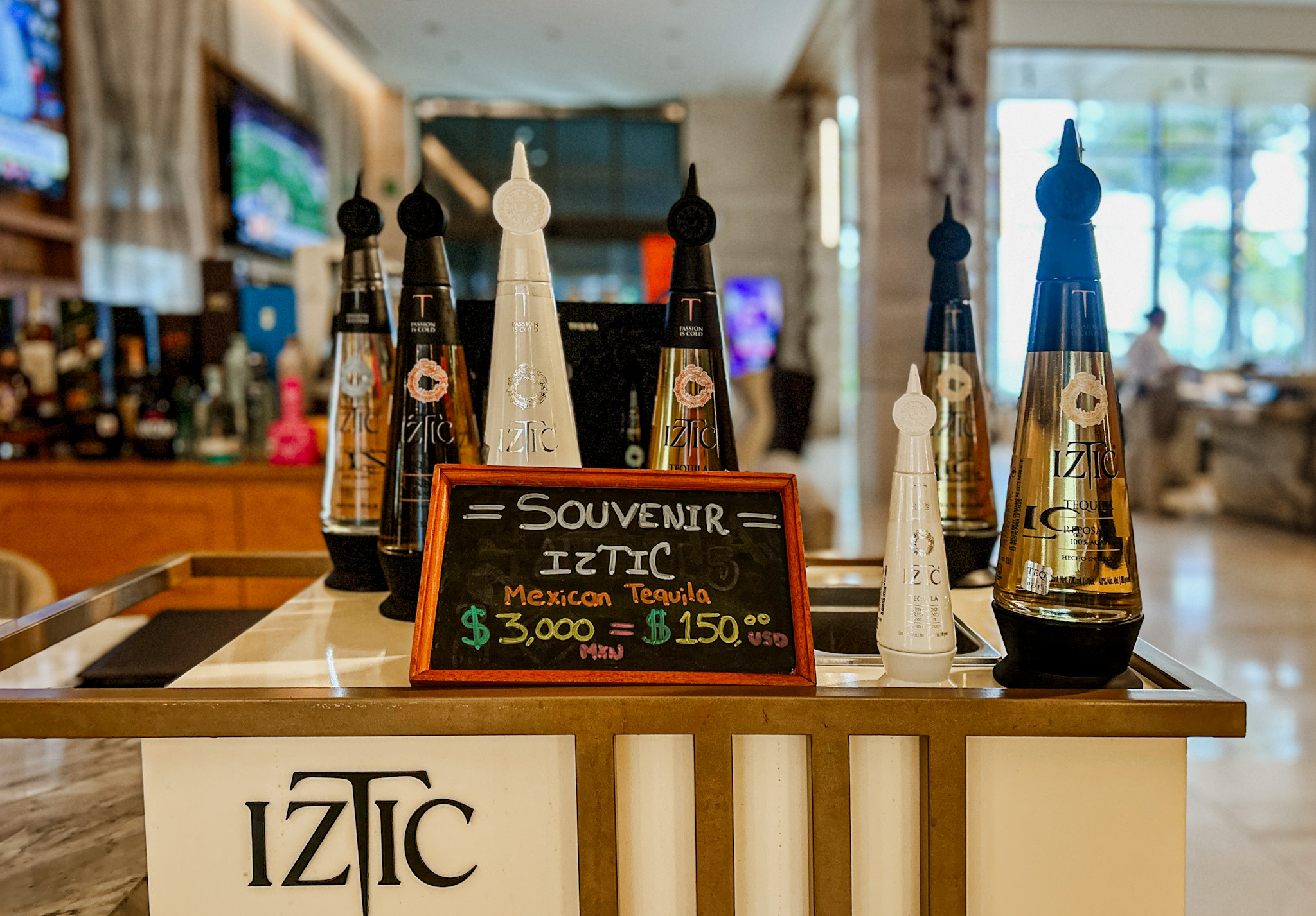 É possível comprar tequila como souvenir no Hilton Cancún All Inclusive É possível comprar tequila como souvenir no Hilton Cancún All Inclusive