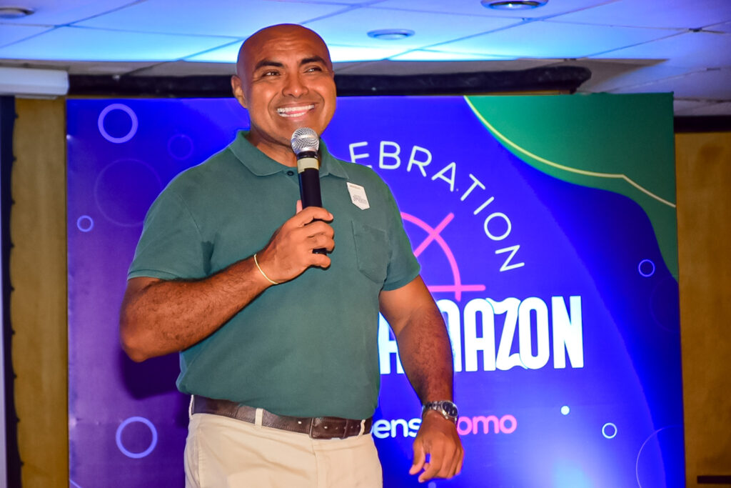 Em sua fala, o diretor do Grand Amazon Iberostar presenteou a âmbar ação e seus diferenciais