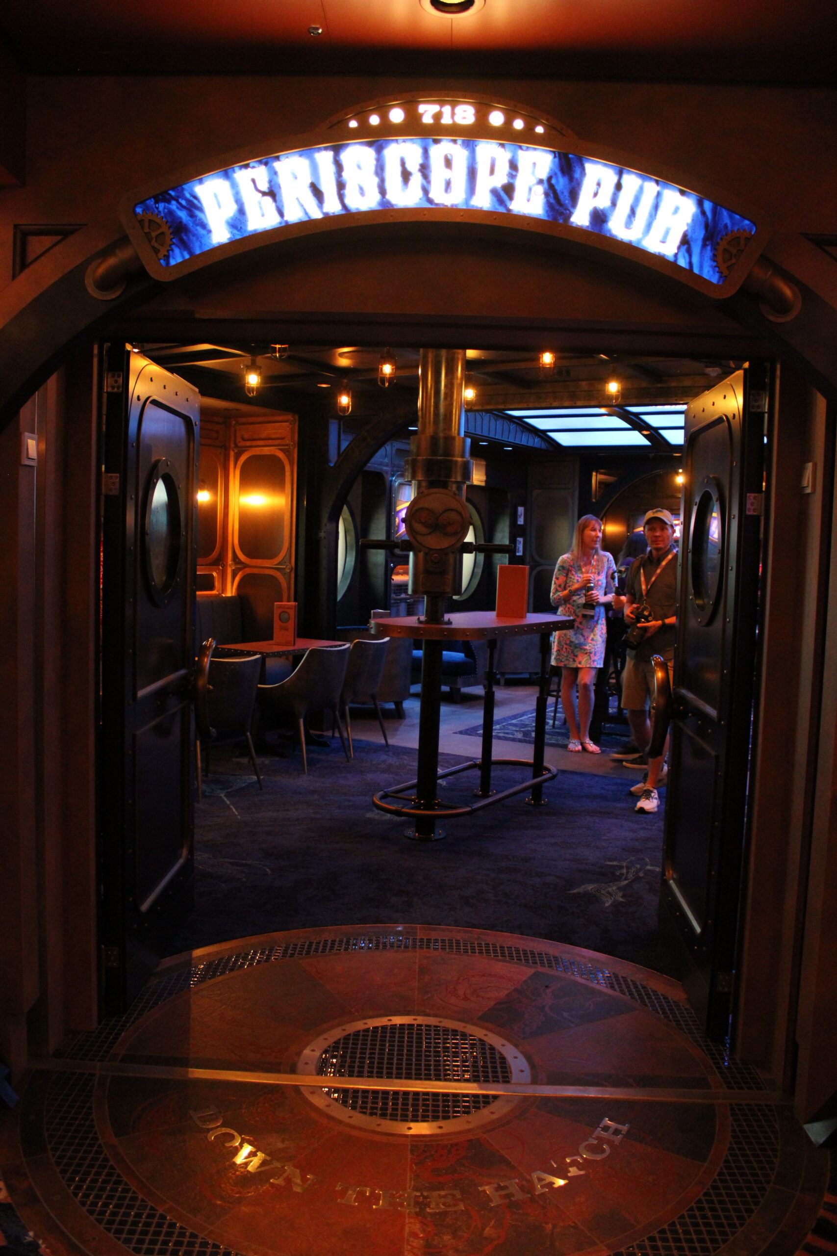 Entrada do Periscope Pub