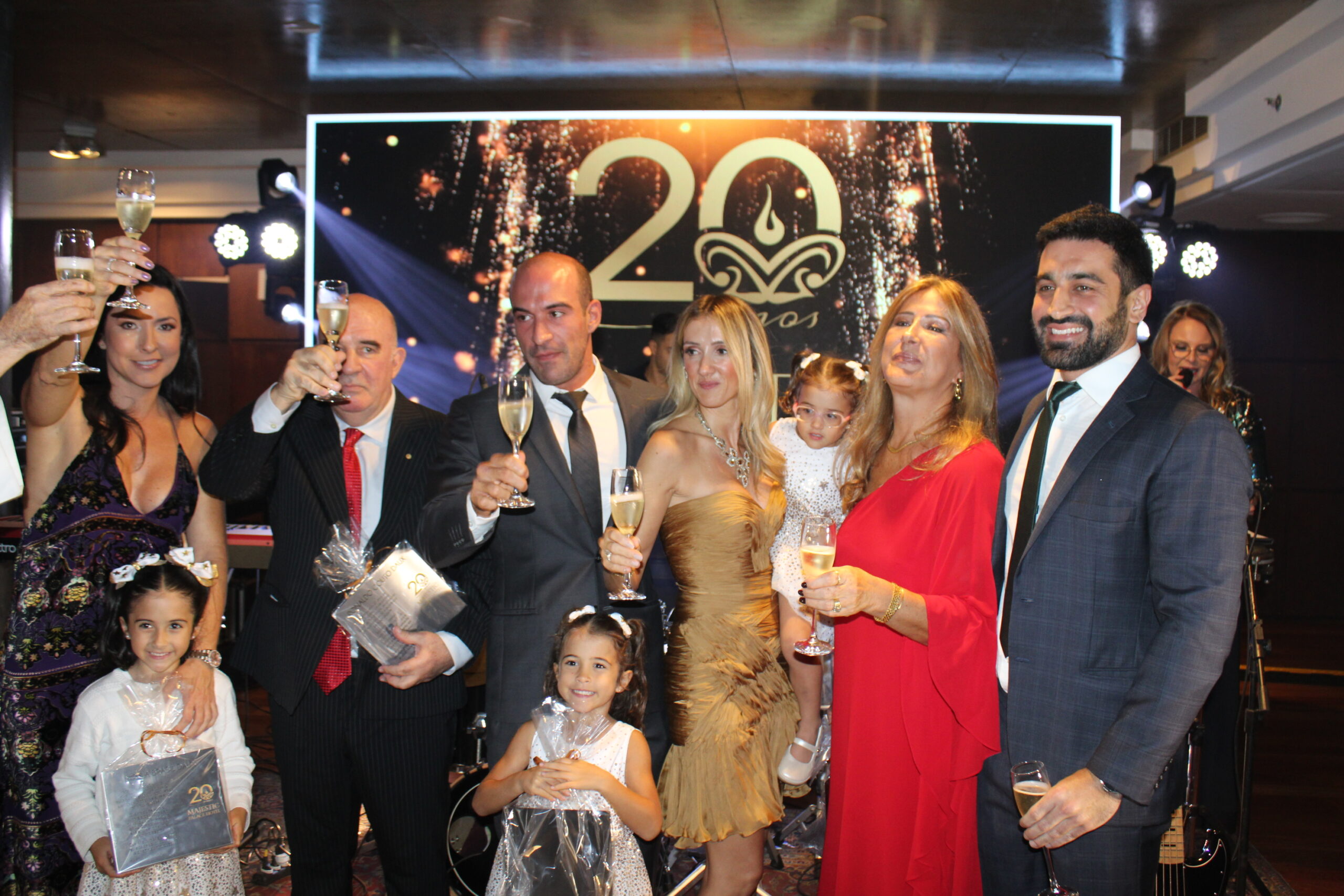 Família Daux comemora os 20 anos do Majestic Palace Hotel Família Daux comemora os 20 anos do Majestic Palace Hotel