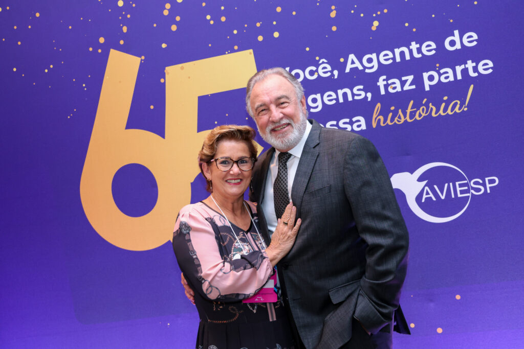 Inês Bellini, da Mendes Turismo, e Celso Guelfi, da GTA
