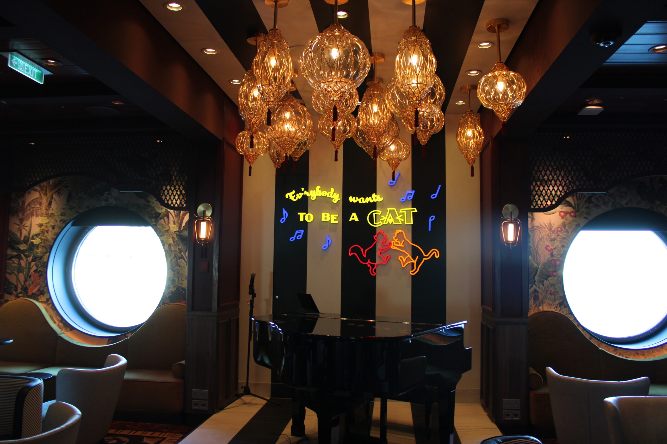 Interior do Scat Cat Lounge