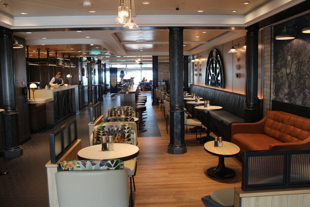 Interior do restaurante Marceline Market