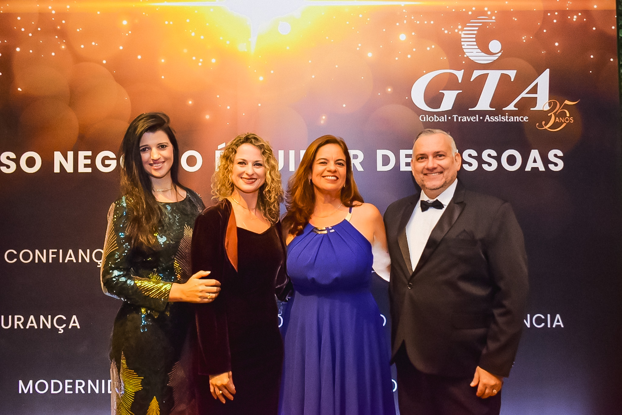 Jemima Gaffo, Anielle Simioni e Carolina Trindade e Eduardo Silveira, GTA