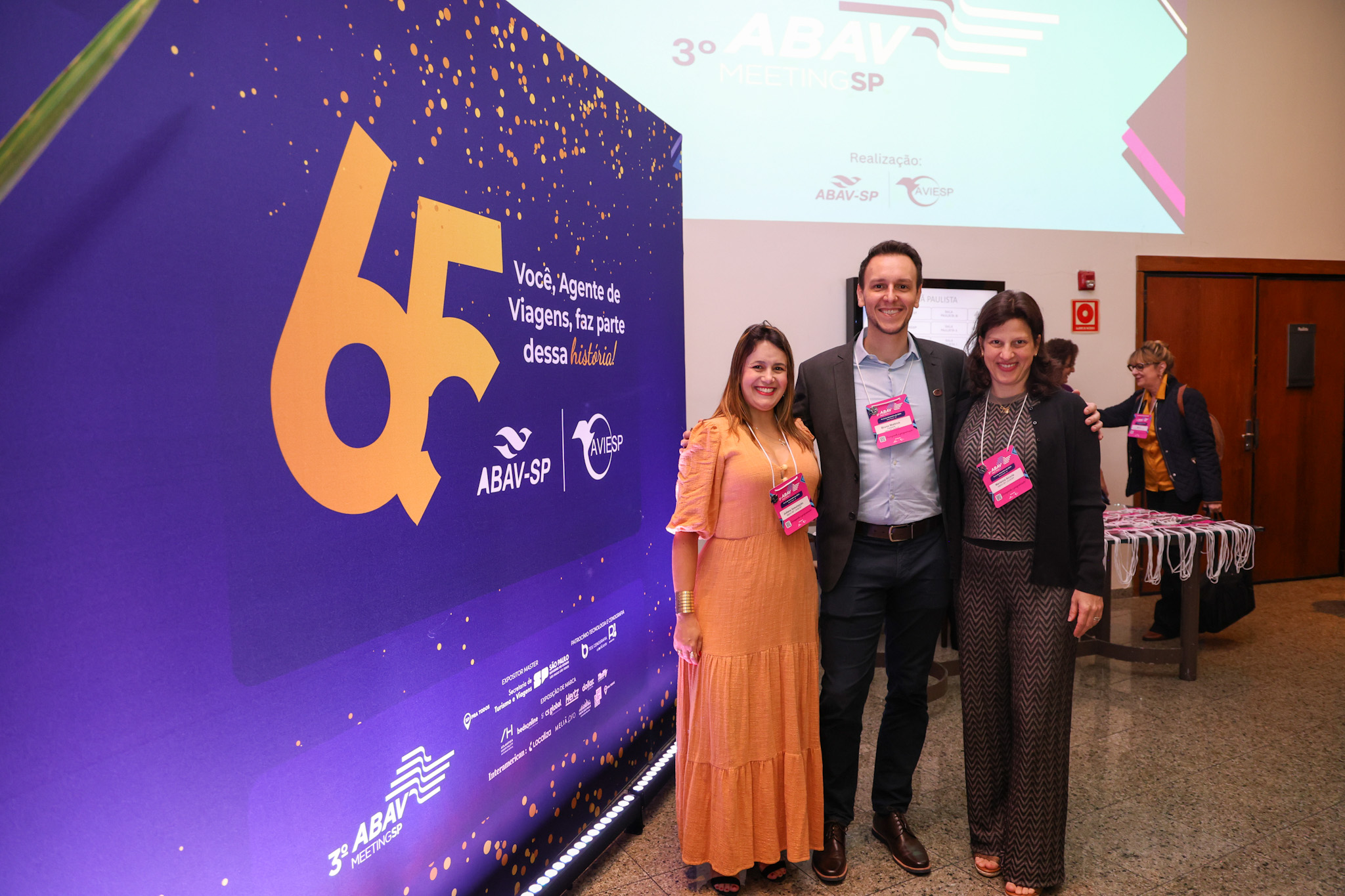 Juliana Assumpção , Bruno Waltrick, e Mariana Alcorta, da Abav-SP Aviesp