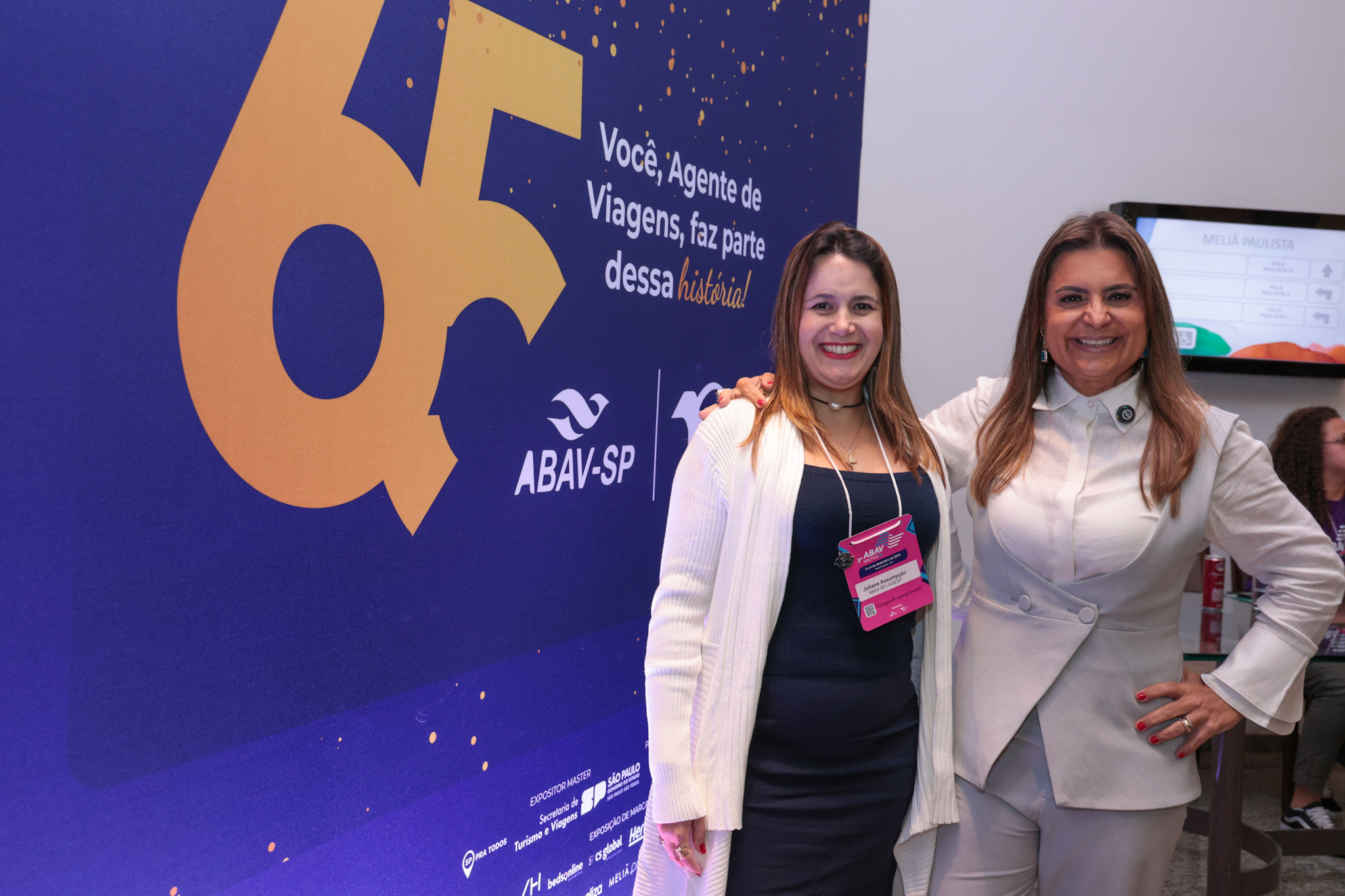 Juliana Assumpção, da Abav-SP Aviesp, e Carla Sarni, palestrante