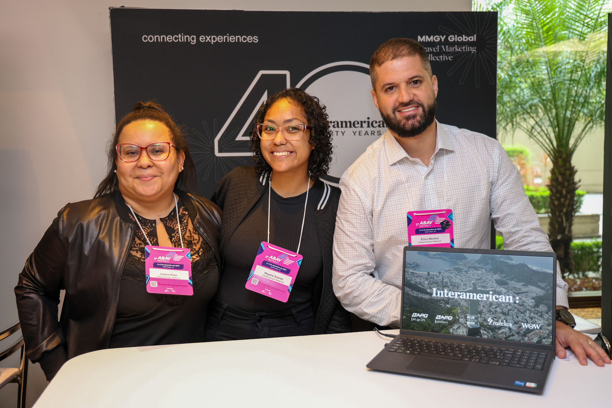 Juliana Rosa, Rayane Soares, e Érico Martins, da Interamerican Network