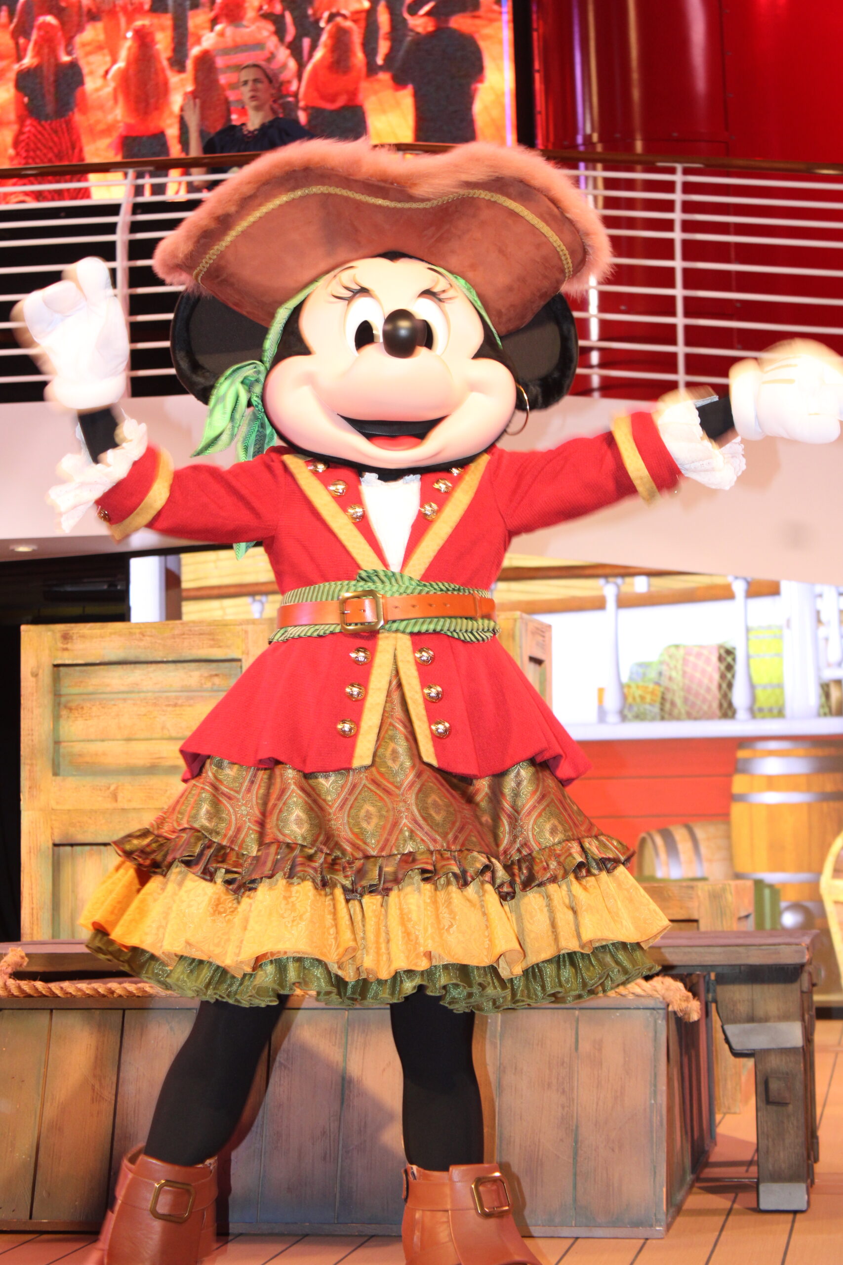 Minnie também entrou no clima da festa dos piratas Minnie também entrou no clima da festa dos piratas