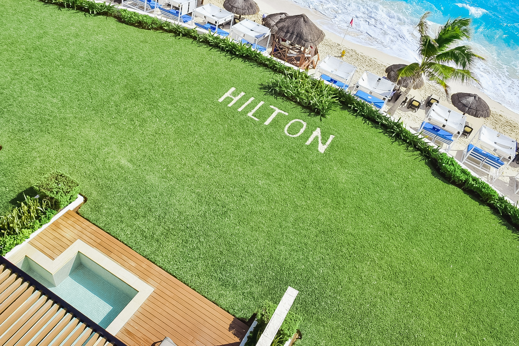 O Hilton Cancun Mar Caribe All Inclusive Resort possui acomodações com acesso à praia