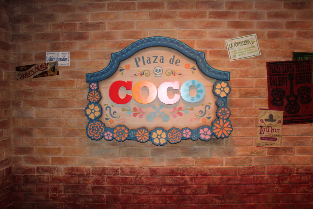 Plaza de Coco, inspirada no filme Viva, a vida é uma festa