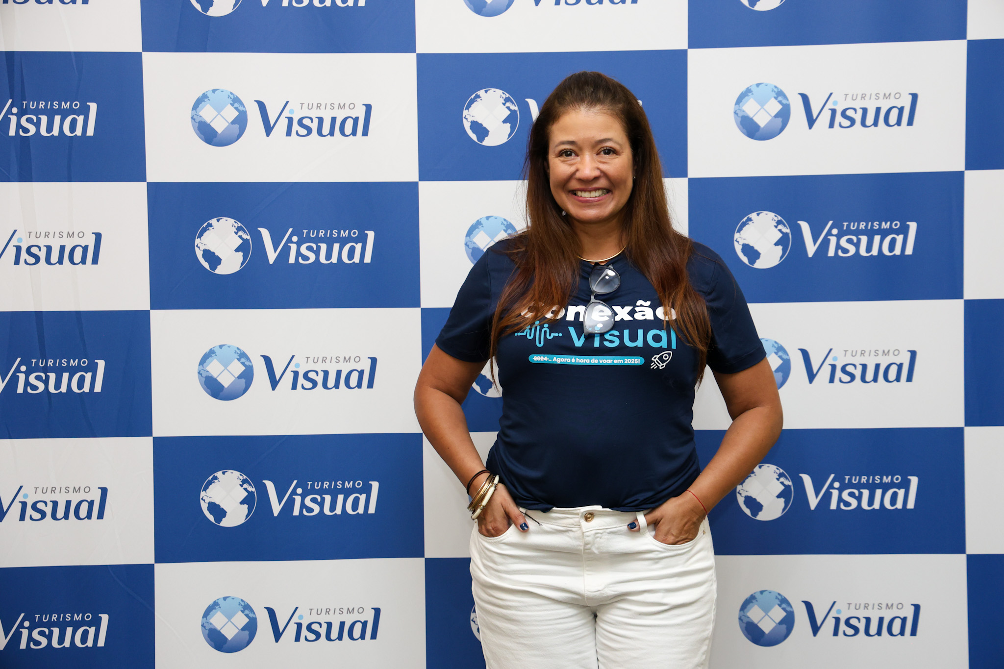 Thaís Roberti, executiva de Vendas RJ e ES Thaís Roberti, executiva de Vendas RJ e ES
