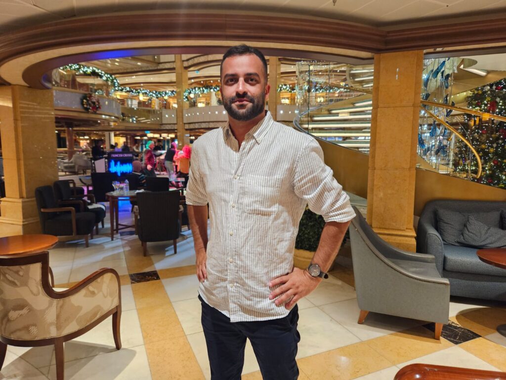 "Espero encontrar muitas conexões e destinos maravilhosos." - Diego Santana, da Diego Cruzeiros