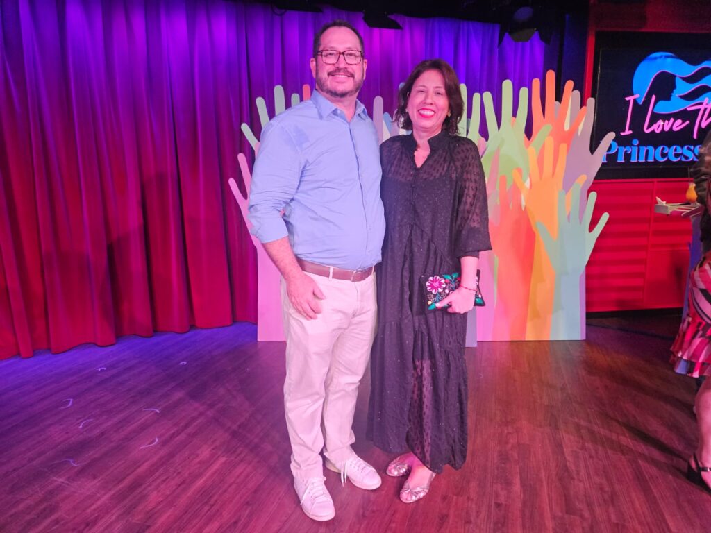 Pablo Zabala e Líz Räda, da Discover Cruises