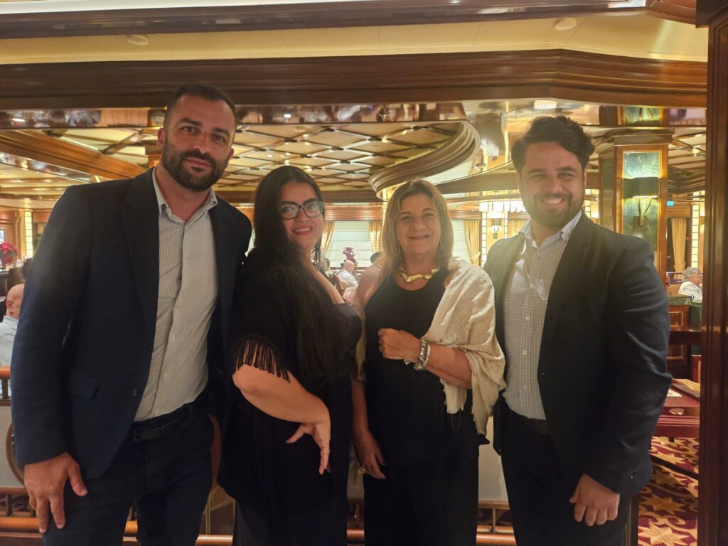 Diego Santana, da Diego Cruzeiros, Paula Maluf, da Ponta Verde Turismo, Nassira Michelotto, da Turismo e Viagens pelo Mundo, e Marcus Motta, da Alheta